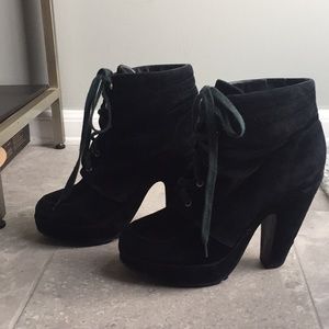 Dolce Vita black lace up heel boots!